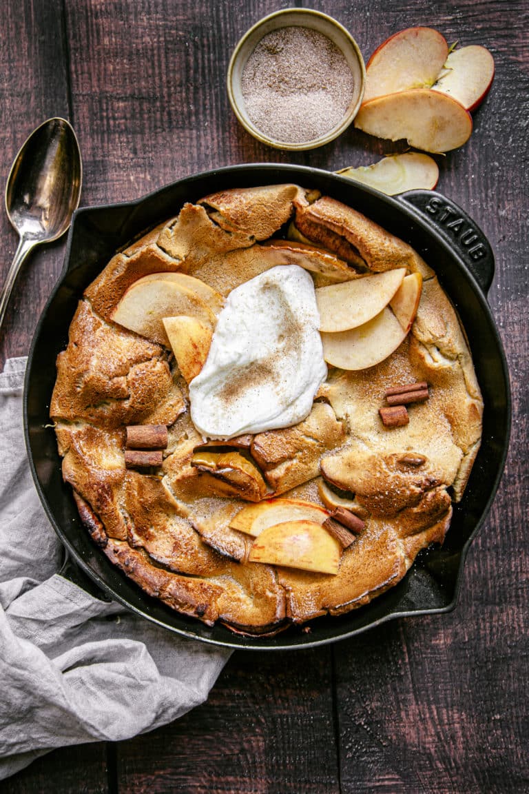 Apple Cinnamon Dutch Baby